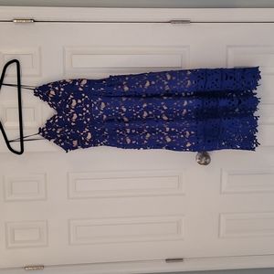 AlvaQ Sleeveless Lace Dress Blue